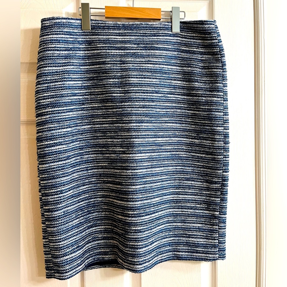 Lord and Taylor pencil skirt size 10